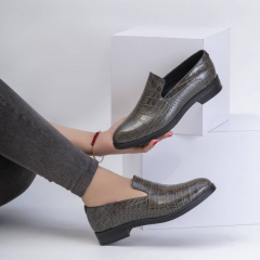 کفش چرم اصل سلس، کفش چرم مردانه سلس، کفش چرم زنانه سلس،کفش چرم طبیعی سلس، کفش چرم با کیفیت سلس، کفش چرم دست دوز سلس، کفش چرم کلاسیک سلس، خرید کفش چرم اصل سلس، کفش چرم ضد آب سلس، کفش چرم راحت سلس، کفش چرم مجلسی سلس، کفش چرم اسپرت سلس، کفش چرم ارزان سلس، کفش چرم با طراحی منحصر به فرد سلس، کفش چرم با دوام سلس